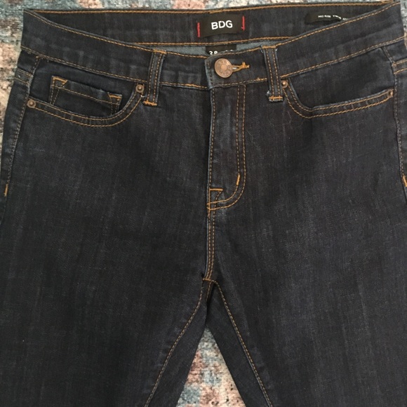 BDG Indigo High Rise Twig Ankle Cropped Jeans - Picture 2 of 9